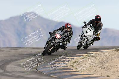 media/Nov-16-2025-Race Pace (Sun) [[8c5fa54630]]/Non Verified Riders (1st 20 Minutes)/6-Turn 12 (2pm)/